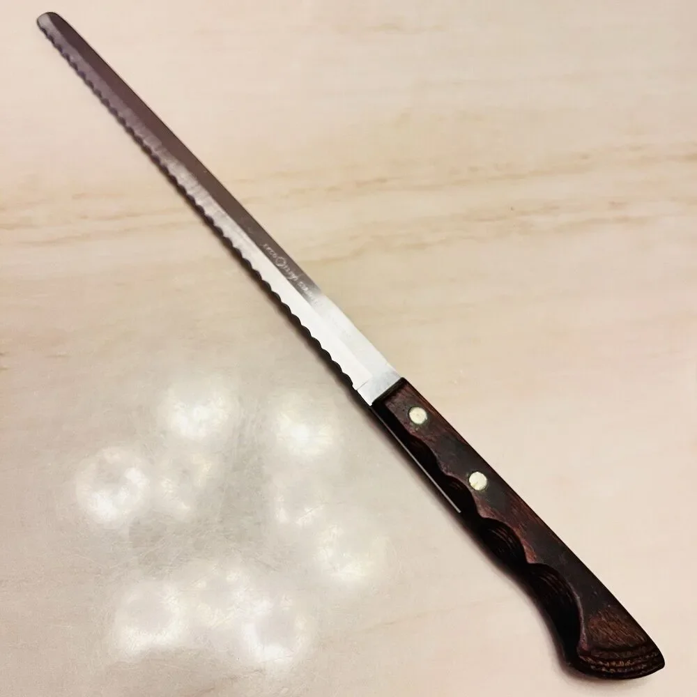VTG EKCO Flint Stainless Vanadium Bread Knife 14 3/4” Carved Wooden Handle USA